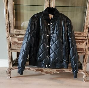 Michael Kors Quilted Bomber Jacket Size S but fits like a M